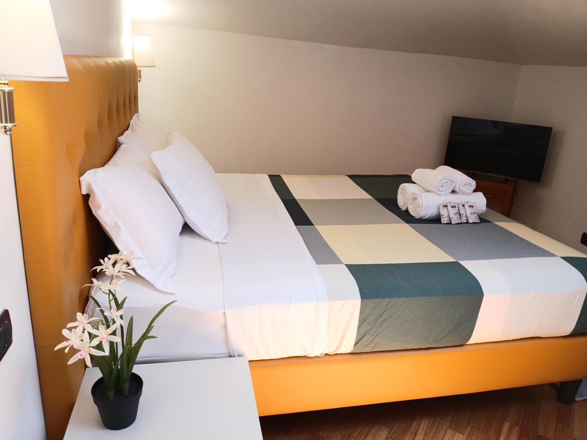 Attic Garden Hotell Rom Exteriör bild