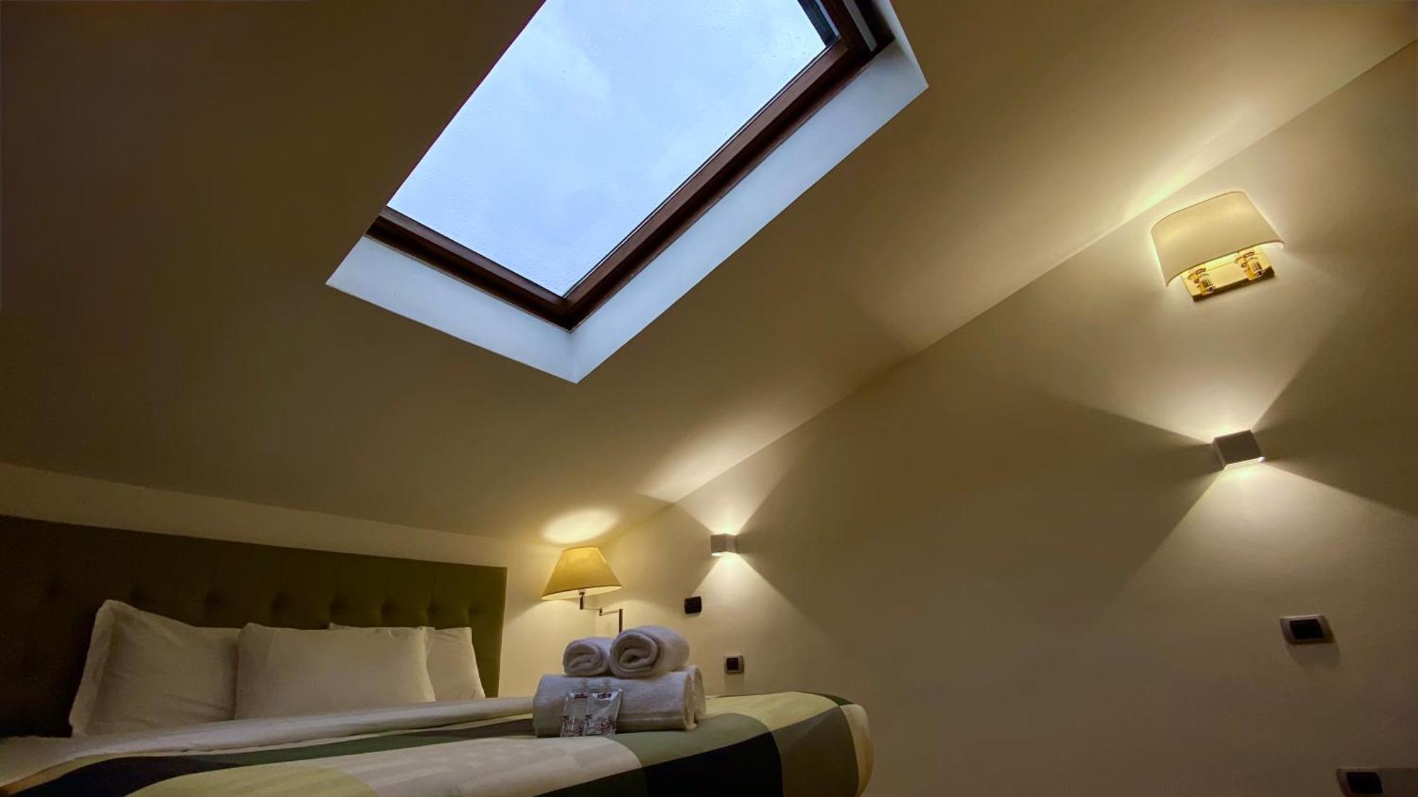 Attic Garden Hotell Rom Exteriör bild