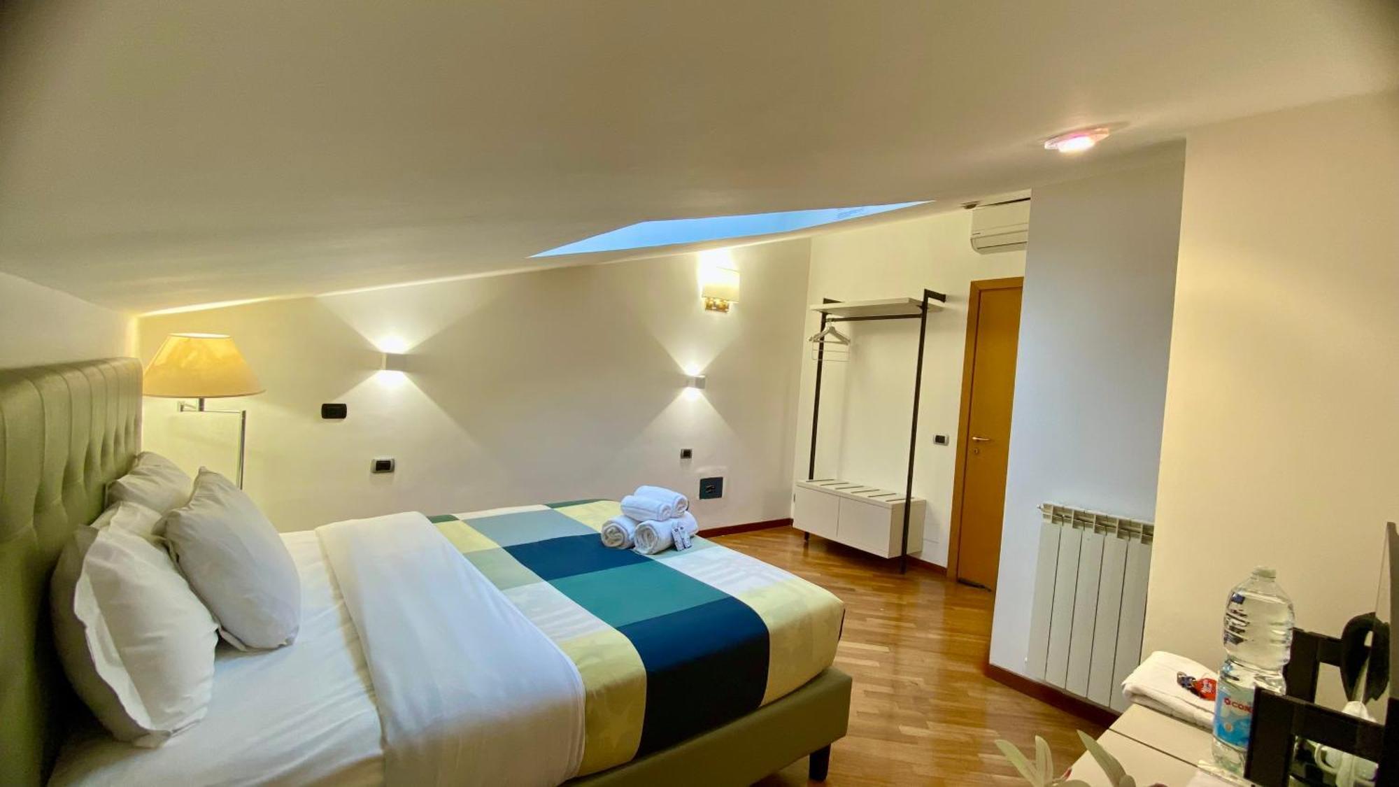 Attic Garden Hotell Rom Exteriör bild